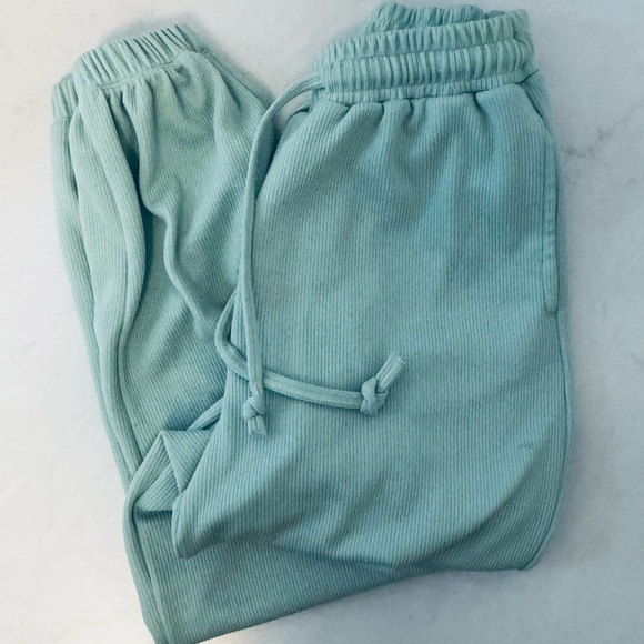 Mint Green Women's Hoodie and Joggers Set - Picture 15 of 17